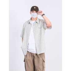 批发ins潮牌夏装新款<b class='q'>男</b>女短袖<b class='q'>衬衫</b><b class='q'>休闲</b>日系竖条纹时尚青少年宽松<b class='q'>衬衣</b>