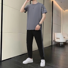 批发凉感短袖T恤男短袖<b class='q'>夏</b>季运动透气速干黑色上衣轻薄冰丝休闲薄外穿