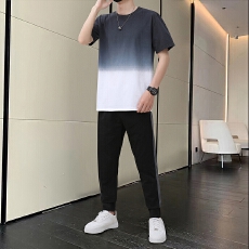 批发凉感短袖T恤男短袖<b class='q'>夏</b>季运动透气速干黑色上衣轻薄冰丝休闲薄外穿