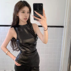 批发夏季时尚复古性感辣妹露背黑色显瘦<b class='q'>皮衣</b>背心女设计感美背无袖上衣