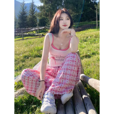 批发夏日多巴胺辣妹粉色休闲运动<b class='q'>套装</b>女夏季减龄吊带<b class='q'>格子</b>阔腿裤两件套