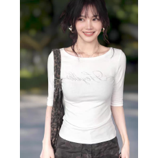 批发字母烫钻宽领白色短袖女夏季薄款修身五分袖<b class='q'>中袖</b>上衣独特绝美t恤