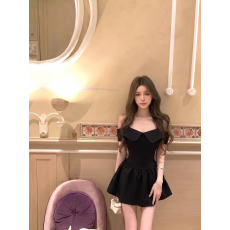 批发赫本风高级感名媛气质小黑裙宴会晚<b class='q'>礼服</b>漂亮独特法式一字肩连衣裙