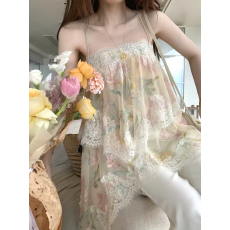 批发度假风<b class='q'>碎花</b>蕾丝拼接吊带背心女夏外穿辣妹宽松显瘦不规则无袖<b class='q'>上衣</b>