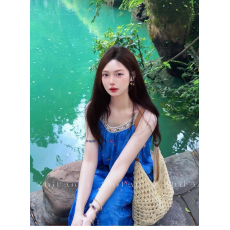 批发海边度假风蓝色刺绣碎花吊带<b class='q'>连衣裙</b>夏宽松显瘦百搭绝美漂亮小裙子