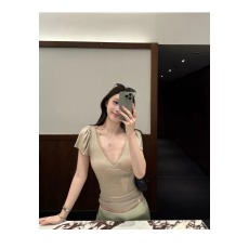批发茶棕蕾丝花边V领小飞袖T恤女夏季收腰褶皱修身<b class='q'>短</b>款纯欲风辣妹上衣