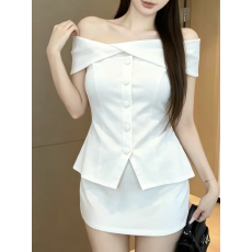 批发设计感一字肩露锁骨无袖衬衫女装2026<b class='q'>夏</b>季新款高级感修身开叉上衣