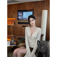 批发法式V领长袖蕾丝衫女秋冬高级感内搭可外穿T恤修身收腰打底衫上衣
