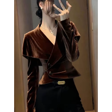 批发轻奢风棕色V领收腰丝绒衬衫女秋<b class='q'>冬</b>新款修身显瘦短款外搭长袖上衣