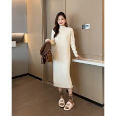 批发韩系半高领坑条毛衣裙女 温柔风修身流苏长款针织打底连衣裙