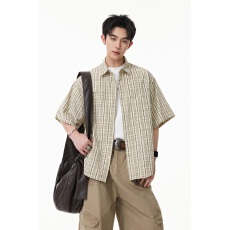批发日系格纹短袖衬衫男<b class='q'>夏</b>季宽松休闲复古衬衣潮牌上衣