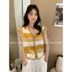 批发<b class='q'>条纹</b>V领竹节麻<b class='q'>针织</b><b class='q'>开衫</b>女2026夏季新款洋气独特无袖上衣