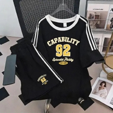 批发夏季新款<b class='q'>大码</b>拼接短袖短裤宽松显瘦百搭美式字母印花套装