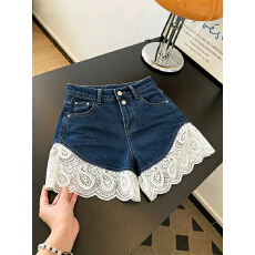 批发蕾丝拼接阔腿牛仔短裤女夏季新款大码胖mm高腰显瘦宽松设计感裤子