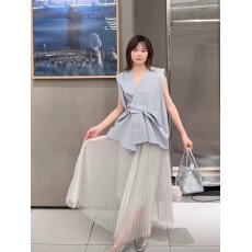 批发26秋设计师款高定女装褶皱宽松显瘦A字<b class='q'>中长款</b>网纱半身裙5Q7D11140