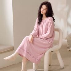 批发【卡尔】德绒睡裙女秋冬宽松卡通女士中长裙可外穿家居服