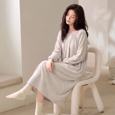 批发卡尔德绒睡裙女秋冬宽松卡通女士中长裙可外穿家居服