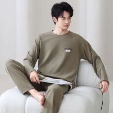 批发卡尔羊毛蚕丝绒睡衣女秋冬长袖套头宽松<b class='q'>男士</b>士家居服套装