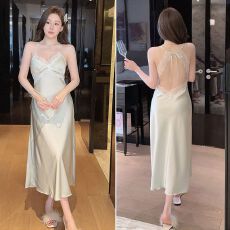 批发带胸垫冰丝吊带<b class='q'>睡裙</b>女夏季高级感纯欲蕾丝花边<b class='q'>性感</b>气质长裙家居服