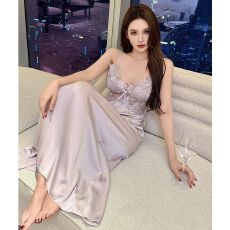 批发带胸垫冰丝吊带<b class='q'>睡裙</b>女夏季高级感纯欲蕾丝花边<b class='q'>性感</b>气质长裙家居服
