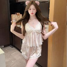 批发带胸垫冰丝吊带睡衣女夏季蕾丝花边高级感短裤两件套家居服可外出