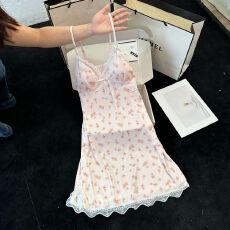批发<b class='q'>夏</b>季螺纹冰丝睡衣带胸垫纯欲吊带睡裙小碎花甜美透气蕾丝边舒适