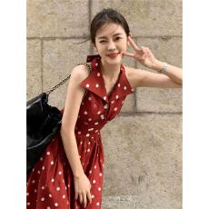 批发2026夏季巨好看红色波点挂脖<b class='q'>连衣裙</b>女<b class='q'>时尚</b>绝美港风穿搭气质长裙子