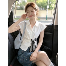 批发韩系独特漂亮一整套装穿搭夏季新款减龄白色衬衫碎花短裙两件套潮