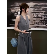 批发高级感烫钻V领无袖<b class='q'>西装</b>马甲背心<b class='q'>套装</b>女2026年夏季新款高腰阔腿裤