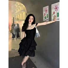 批发黑色吊带小众法式显瘦<b class='q'>连衣裙</b>女夏设计感气质<b class='q'>抹胸</b>裙
