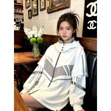 批发高级感气质显瘦连帽外套女<b class='q'>春</b>秋季洋气简约宽松chic百搭上衣