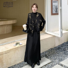 批发大码女装胖mm新中式国风女秋季2025<b class='q'>新款</b>马甲打底衫半身裙三件套装