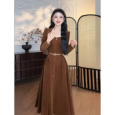 批发简约优雅淑女灯芯绒收腰<b class='q'>连衣裙</b>女2026年秋季新款气质高级方领长裙