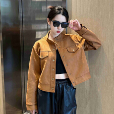 批发短款设计长袖鹿皮绒小香风外套女春秋新款宽松显瘦小个子短款上衣