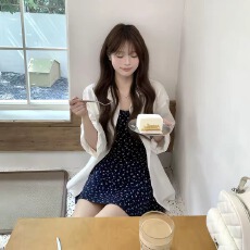 批发omixed藏青纯棉碎花吊带连衣裙搭配亚麻棉长袖白衬衫气质<b class='q'>上衣</b>