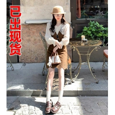 批发火火柔雾花笺韩系娃娃领<b class='q'>蕾丝</b>衬衫+日暮乌托邦麂皮绒背心连衣裙