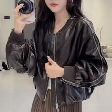 批发2026秋季<b class='q'>新款</b><b class='q'>欧洲站</b>中性风棒球领纯色百搭宽松遮肉皮衣夹克外套女