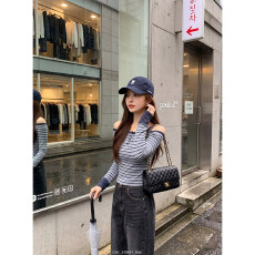 批发蓝灰条纹<b class='q'>吊带</b>一字肩长袖T恤女早秋季韩系穿搭显瘦露肩<b class='q'>打底衫</b>上衣