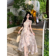 批发月关蔷薇 法式气质优雅紫碎花不规则荷叶边收腰显瘦连衣裙