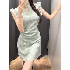 批发新中式连衣裙子女夏季改良国风旗袍气质高级感收腰蕾丝小飞袖短裙