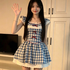 批发<b class='q'>日系</b>学院风甜美少女蓝色格纹<b class='q'>连衣裙</b>初夏季新款女学生显瘦超仙短裙