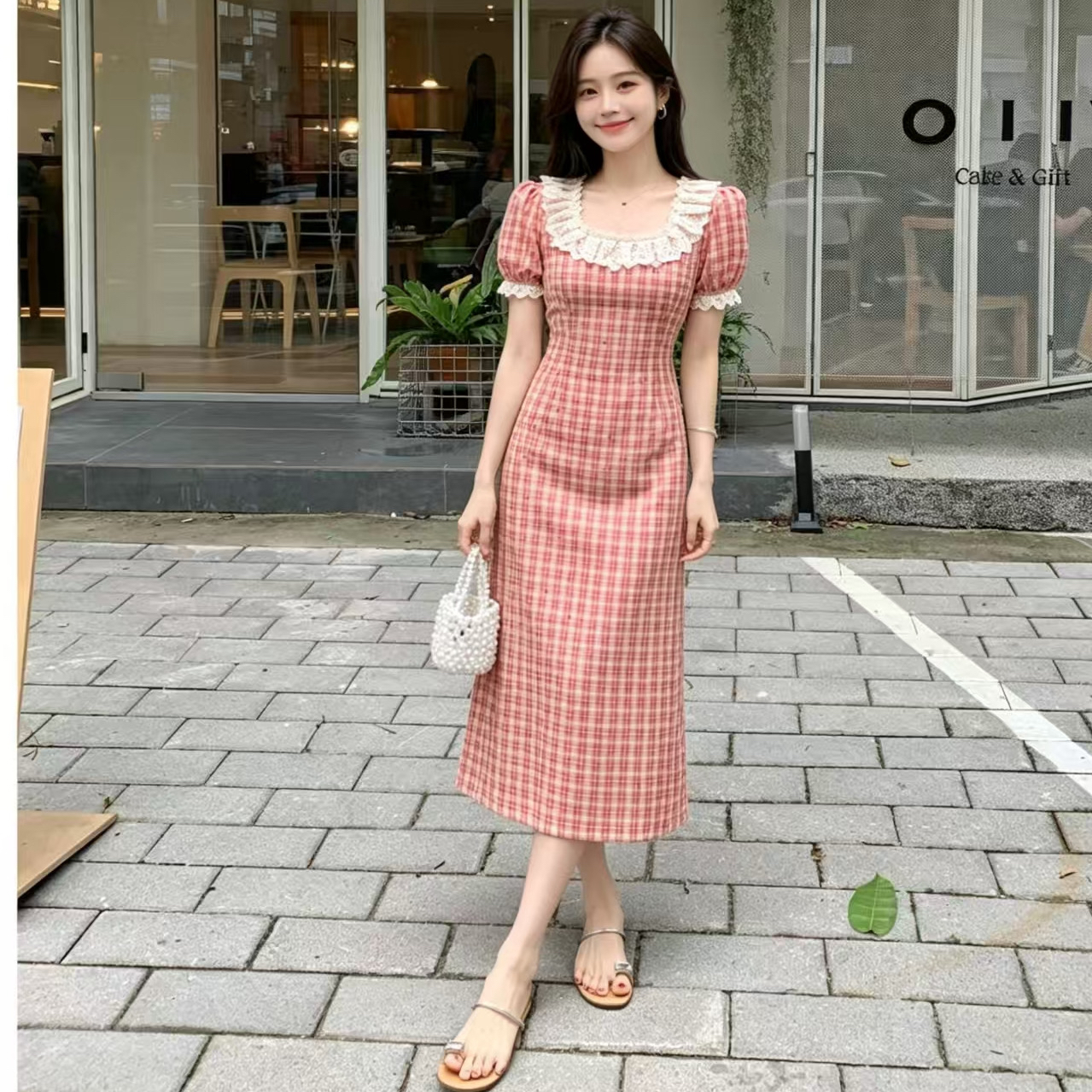 BY28410# 法式复古红格...