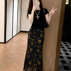 批发2026<b class='q'>春</b>夏穿搭一整套独特漂亮巨好看盐系轻熟上衣半身裙两件套装