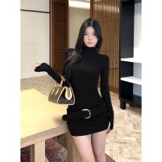 批发纯欲辣妹高领紧身收腰红色<b class='q'>连衣裙</b>女冬季内搭显瘦弹力百搭包臀短裙