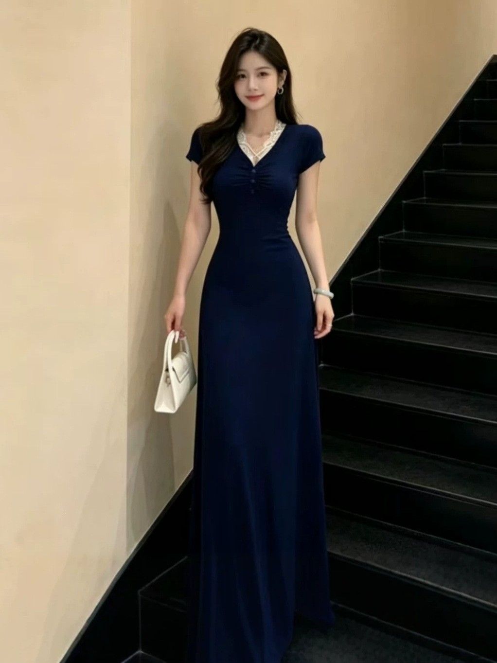 RY8006# 巨好看掐腰法式v领蓝色连衣裙子女夏2026新款今年流行爆漂亮长裙