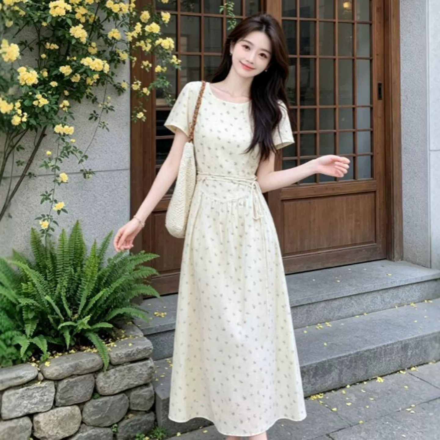 RY8002# 茶歇法式黄色碎花短袖连衣裙子女夏季韩系收腰显瘦度假风掐腰长...
