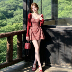 批发原版面料+拉链 红白格纹吊带连衣短裙女薄款针织外搭开衫两件套