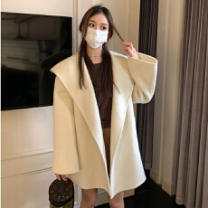 批发原版做法法式赫本风秋<b class='q'>冬</b>季高级感名媛气质宽松短款系带毛呢大衣