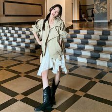 批发SUNONEONE 花边拼接设计感薄纱蕾丝吊带连衣<b class='q'>裙</b>女春季<b class='q'>修身</b>无袖<b class='q'>裙</b>子