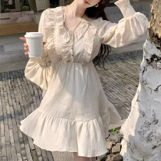 批发甜美温柔风V领杏色短裙子女春秋大码高腰遮肚子荷叶边长袖<b class='q'>连衣裙</b>